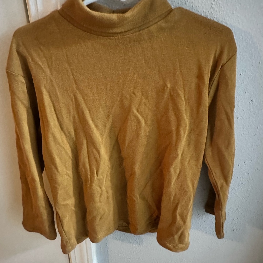 Zara Kids Long Sleeve Tee in Mustard